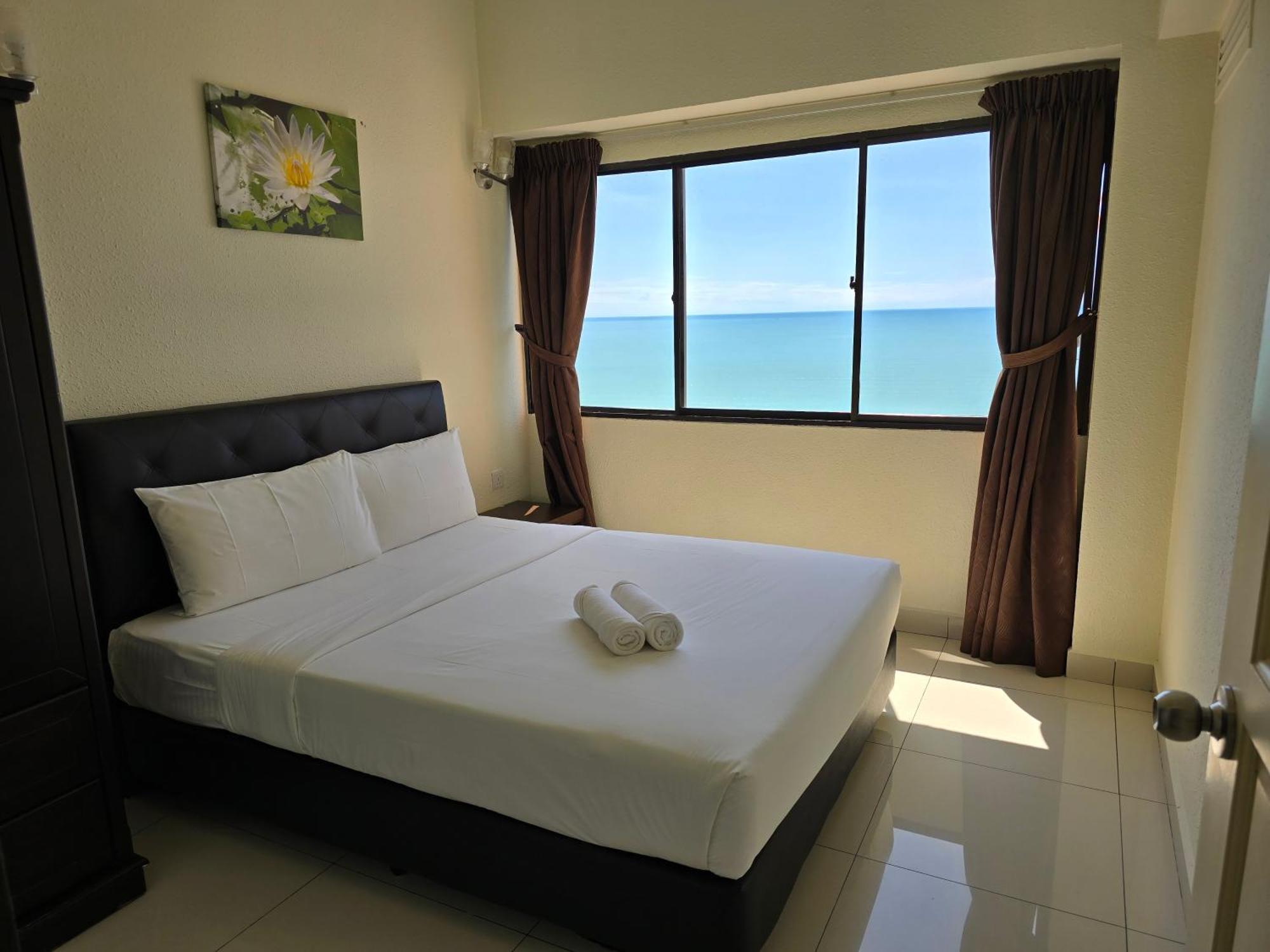 Aloka Seaview Apartment Batu Ferringhi Exterior photo
